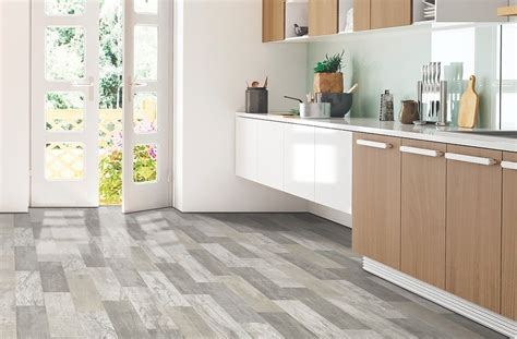 There are only a few simple guidelines for how to clean vinyl flooring or how regularly sweep and dust the floors to remove any dirt that may cause abrasions. Sheet Vinyl Flooring Buying Guide - Flooring Inc ...