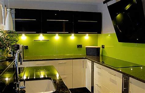 Check spelling or type a new query. Love this kitchen | Green kitchen designs, Lime green ...