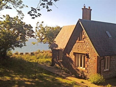 Cruggleton Lodge Cool Cottage In Dumfries And Galloway Woodland