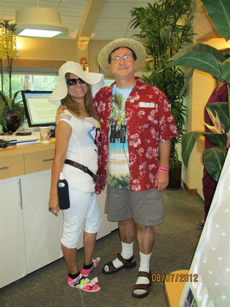 Tacky Tourist Day Ideas Embrace The Quirkiness Of Travel Best Tourist Places In The World