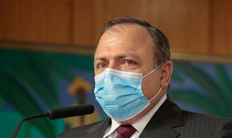 O novo ministro da saúde é o médico oncologista nelson teich. Eduardo Pazuello será efetivado como ministro da Saúde - A ...