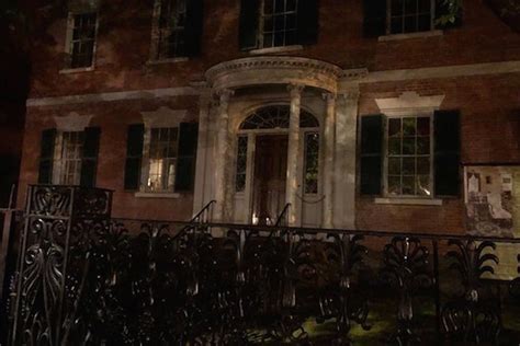 Salem Historical Tours And Haunted Footsteps Ghost Tours Salem Ma Tours