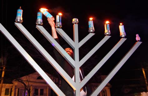 Menorah Lightings Around Connecticut For Hanukkah 2022