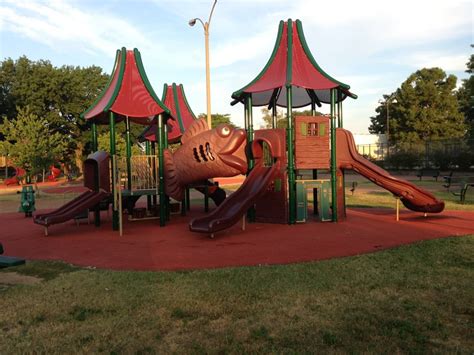 Tilles Park Parks Saint Louis Mo Reviews Photos Yelp