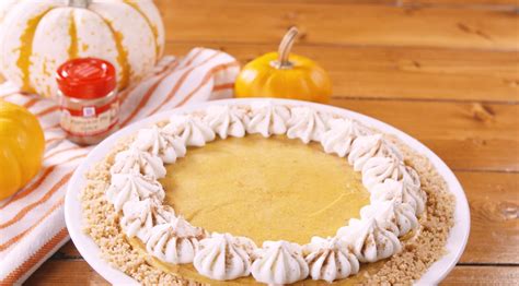 Save Room In Your Oven And Make This No Bake Marshmallow Pumpkin Pie