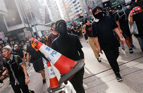 Hong Kong Protesters Defy Police Resume Rallies Despite Violence