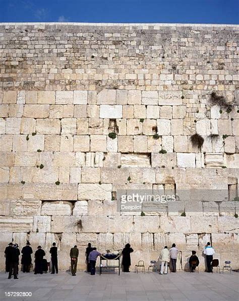 Praying Wailing Wall Photos And Premium High Res Pictures Getty Images
