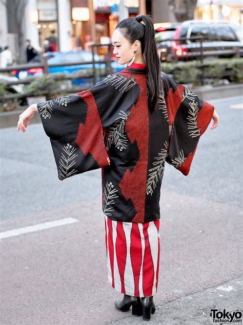 japanese-street-style-w-kimono-hazuki-kimono-tomorrowland-ankle