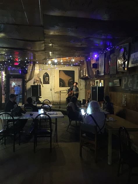 7 Of The Best Dive Bars In Memphis Big 7 Travel