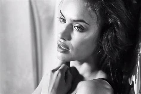 Watch Irina Shayk Strip Off For The Sexiest Advent Video We Ve Ever Seen Mirror Online