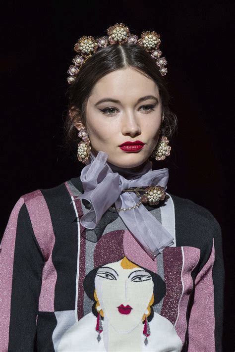 Dolce And Gabbana Fall 2019 Ready To Wear Collection Vogue Valentino