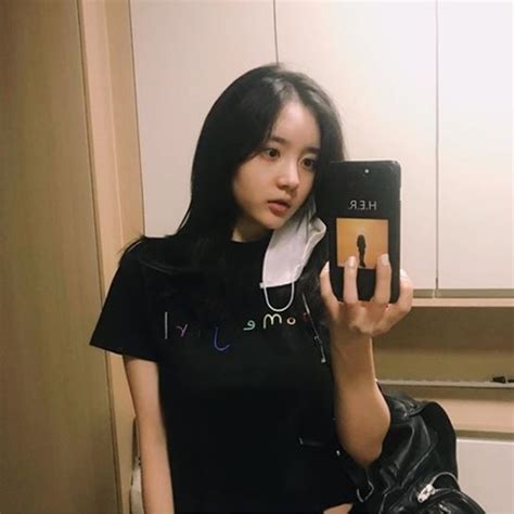 The free online library of animated gif images for this online resource offers thousands of free gif animations, which can lift your spirits and cause the. 한서희 - 인스타그램 비키니 GIF 움짤 .. 검찰 출석 "양현석 ...