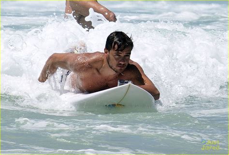 Liam Payne Surfing Shirtless In Australia Photo 609937 Photo Gallery Just Jared Jr
