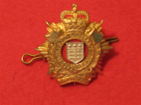 Royal Logistics Corps Rlc Metal Red Centre Cap Badge Hill Military Medals