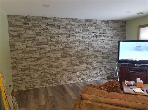 James Accent Wall In The Living Room Genstone