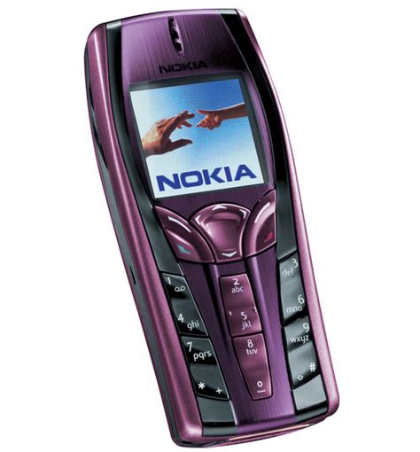 Nokia 7250 First Fashion Segment Digital Camera Phone 2001 2002