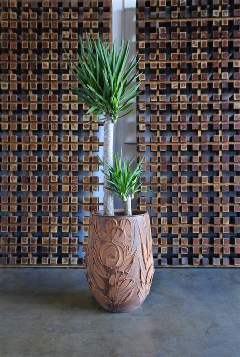 At phenomenal discounts, purchasing such stunning porcelain planter has never been so easy. David Cressey "Expressive" Design Ceramic Planter For Sale ...
