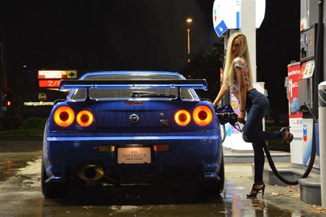 Skyline R34 Nissan Gtr R34 R34 Gtr Nissan Skyline Gt Nissan Gtr Skyline Hot Cars Car And