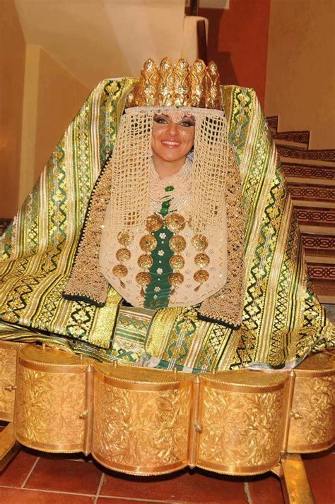 la mariée de fez au Maroc Honeymoon Inspiration Middle Eastern Fashion
