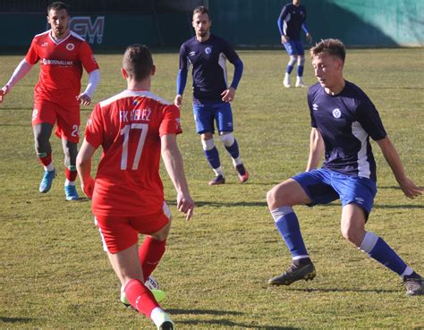 Fudbalski klub velež mostar is a professional football club based in mostar, bosnia and herzegovina. Rođeni u srijedu na Grbavici - FK Velež Mostar