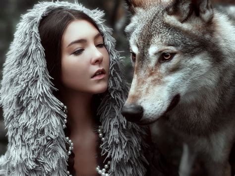Wallpaper Girl And Wolf 1920x1440 Hd Picture Image