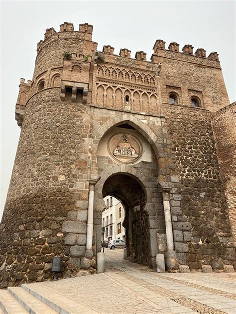 La Puerta Del Sol De Toledo © Pasearte Toledo