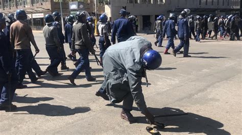 Zimbabwe Police Ban Planned Mdc Protests In Masvingo