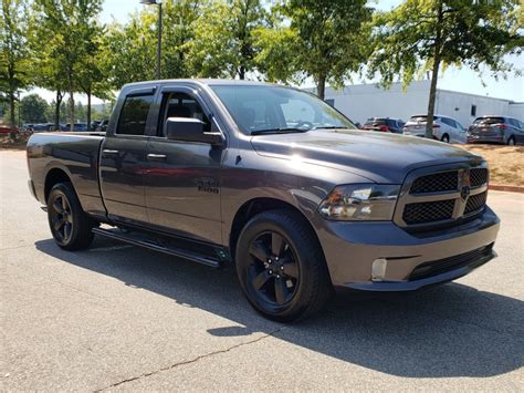 Pre Owned 2018 Ram 1500 Express Rwd Crew Cab Pickup