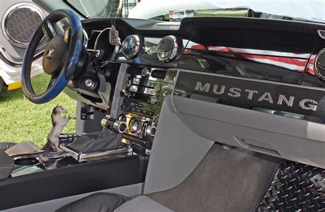 Ford's new mustang pony package offered base v6 owners a chance to experience the better suspension upgrades available to gt owners and gave the v6 a more aggressive look. 2006 Ford Mustang V6 Premium Coupe Custom - "The White Pon ...