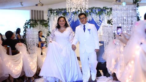 The series revolves around a group of friends in the new york city borough of manhattan. Sandy & Keng's Wedding Highlight (Hmong-American Wedding ...