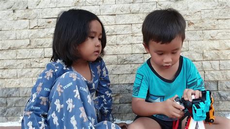 Menakjubkan 26+ gambar lucu dengan bahasa sunda from i3.downloadapk.net. Ian Belajar Bahasa Sunda Lucu - YouTube