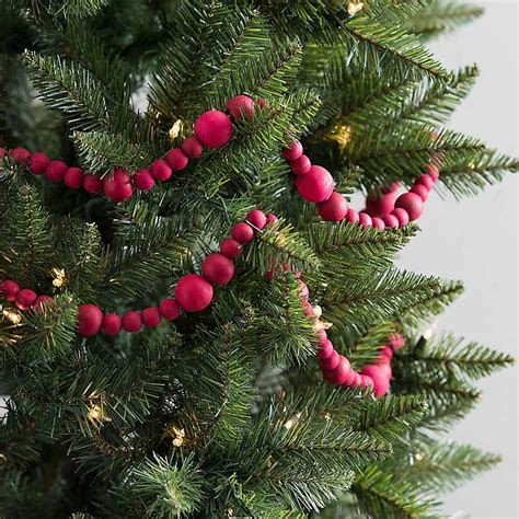 20 Christmas Trees With Bead Garland