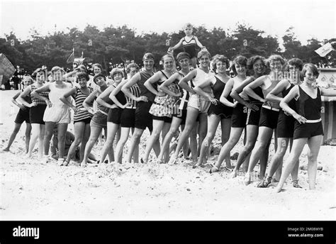 Bathing Group On The Beach Group Of Woman Funny Laughing Summer Holidays Holiday Joie De