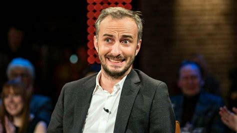 „tides und „ich bin dein mensch: Jan Böhmermann: Diese drei Aktionen blieben im Gedächtnis ...