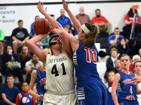Mississinawa Valley Girls Basketball Team Loses Crosstown Showdown To