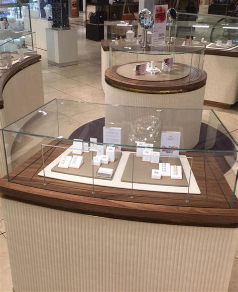 Check spelling or type a new query. Luxury Jewelry Shop Display Cabinet | Jewelry Showcase Depot