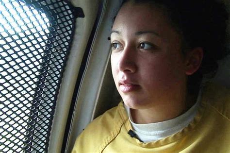 Cyntoia Browns Book Unveils The Fact That She Got Married While In
