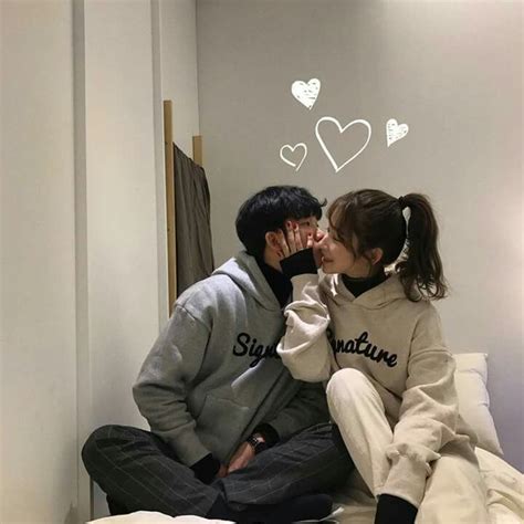 Pin By Lolianne On Screenshots Ulzzang Couple Couples Kissing Couples
