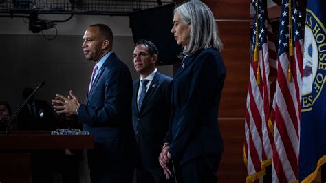 Hakeem Jeffries Elected Leader Of House Democrats The New York Times