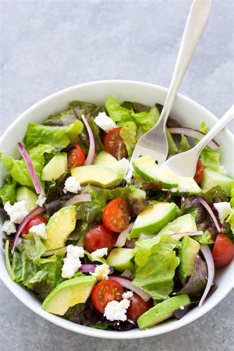 This Simple Green Salad Recipe Is The Perfect Side Salad For Any Meal