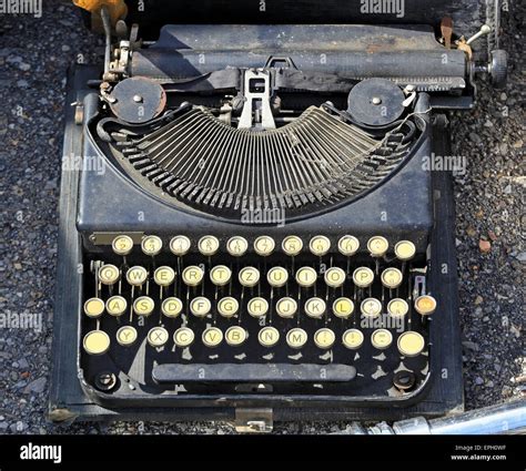 Vintage Typewriter Keyboard Letters Hi Res Stock Photography And Images