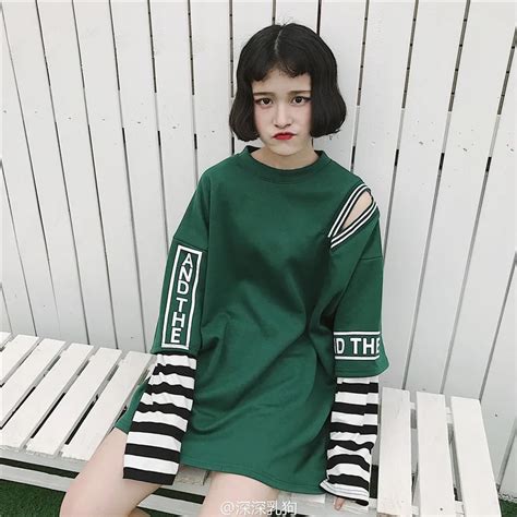 New Harajuku Fake Two Piece Women T Shirt Korean Cool Striped Graphic Tops 2018 Casual Oversize