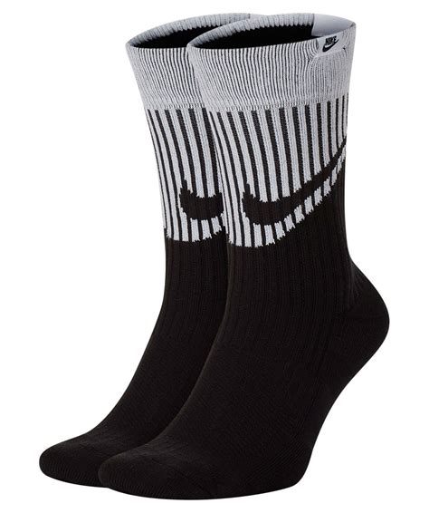 Im umfangreichen sortiment von breuninger finden sie sportsocken für herren in vielen designs. Nike Herren Sportsocken "Crew Socks" im 2er-Pack
