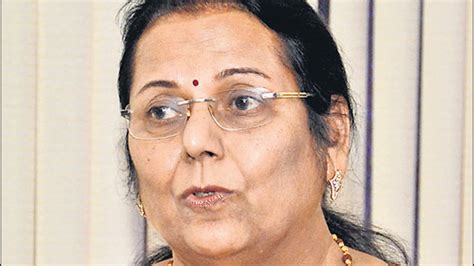 Sena Ubt Leader Gorhe Meets Cm Shinde Fueling Speculations Of Her Defection Mumbai News