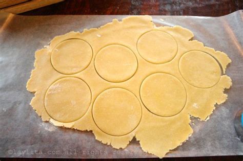 How To Make Sweet Empanada Dough Laylitas Recipes Masa Para