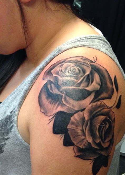 Rose Shoulder Tattoo Rose Tattoos Tattoos Mother Tattoos