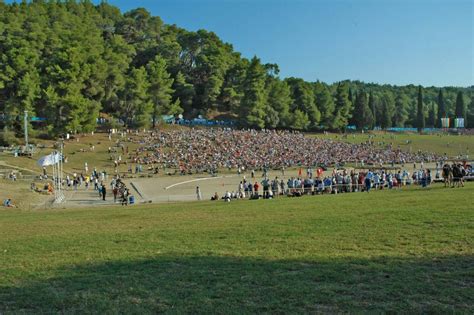 Ήταν η τοποθεσία διεξαγωγής πολλών από τα αθλητικά γεγονότα των ολυμπιακών αγώνων, αλλά και των γυναικείων αγώνων ηραίων. stadion: ΤΟ ΣΤΑΔΙΟ ΣΤΗΝ ΑΡΧΑΙΑ ΟΛΥΜΠΙΑ