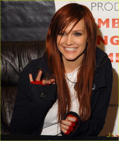 Ashlee Simpson Is A Ginger Girl Photo 972221 Ashlee Simpson Photos