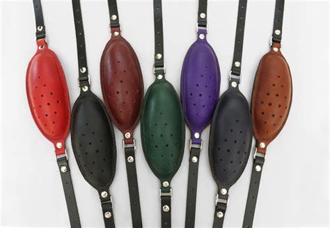 Knitting belts were an essential tool for generations of knitters who had the lifelong task of hand repetitive strain and posture injuries were unheard of: The Studio PoK Knitting Belt | The Principles of Knitting