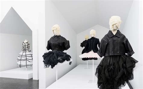 The Mysterious Empire Of Comme Des Garçons 6 Facts You May Not Know
